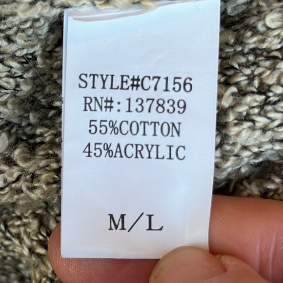 altar’d state popcorn knit v neck sweater size M/L - Picture 7 of 8